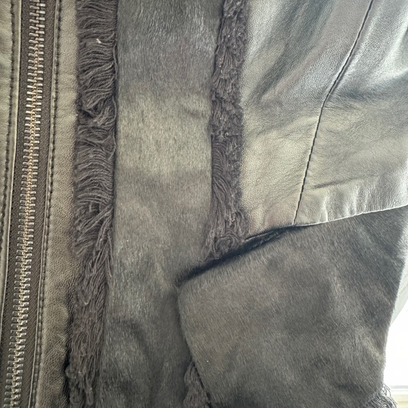 Real Leather and cow fur combined jacket - Picture 3 of 8